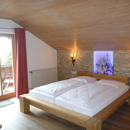 Gaestehaus Guggomos 