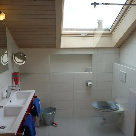 Gaestehaus Guggomos 