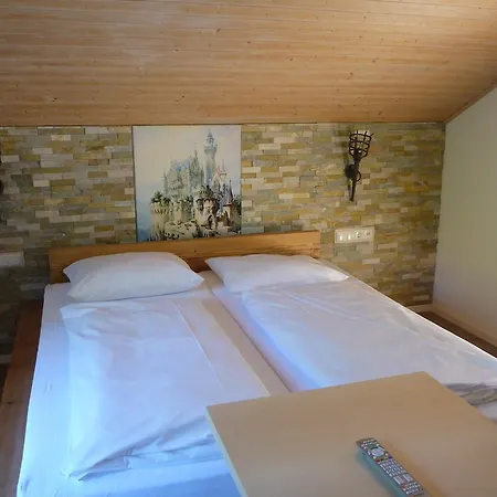 Gaestehaus Guggomos 