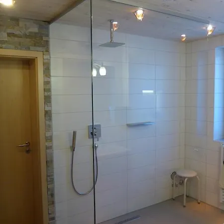 Gaestehaus Guggomos 