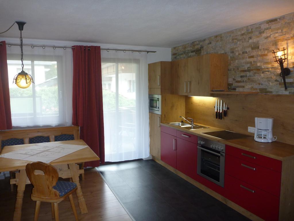 Gaestehaus Guggomos 