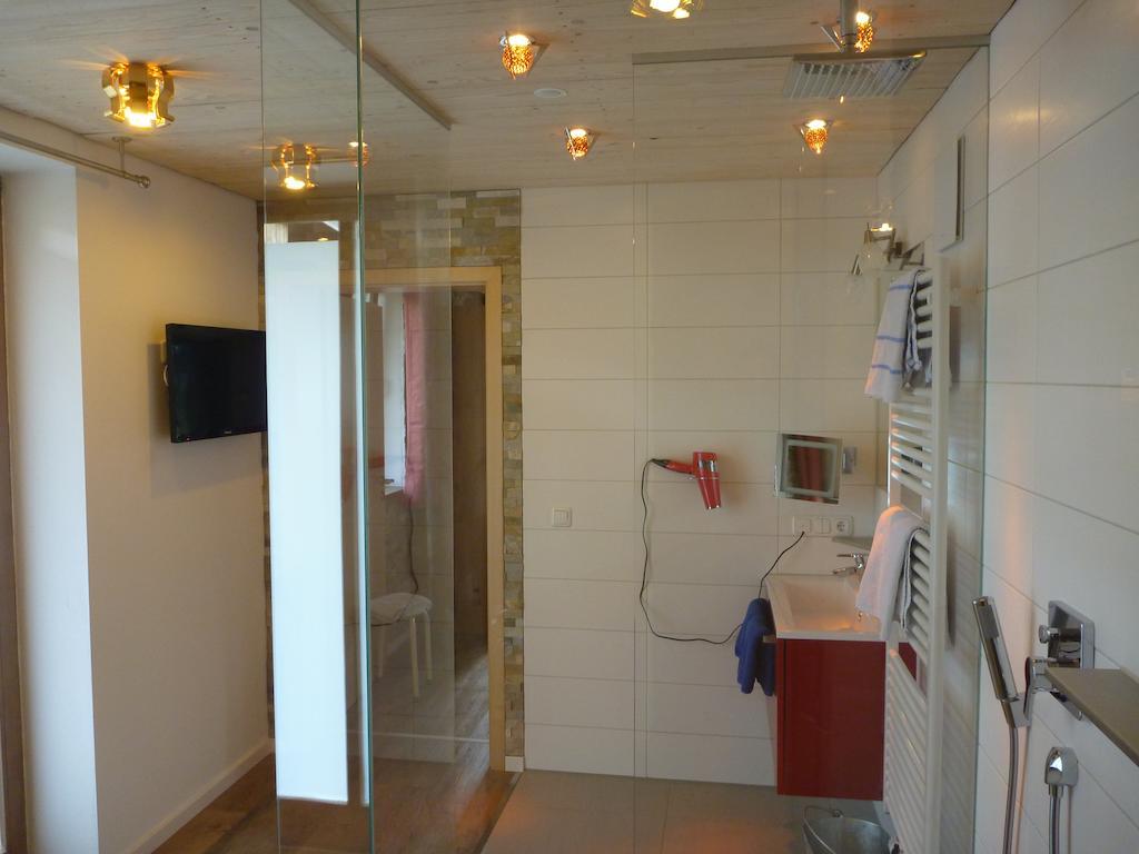 Apartment Gaestehaus Guggomos 