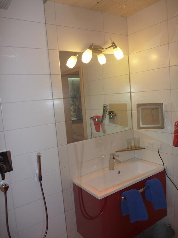 Apartment Gaestehaus Guggomos 